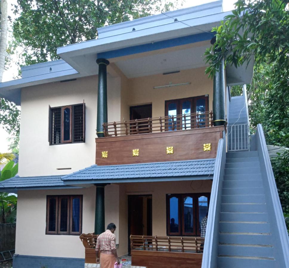 Venu'S By Quality Inn Варкала Экстерьер фото